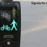At a puffin crossing, which colour follows the green signal?