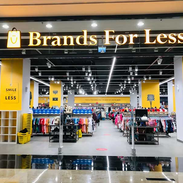 What Hours Can We Shop in Dubai?